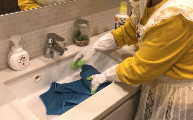 【自宅で出来る】セーターの手洗い方法と干し方を解説